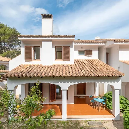 Botana 10 * Cala de Sant Vicenc