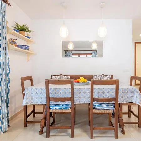 Botana 10 Villa Cala de Sant Vicenc